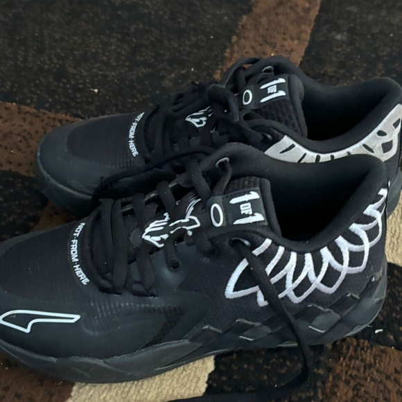 Melo 1of1 shoes - Picture 1 of 1